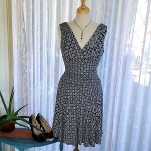 Byer sleeveless pullover dress.